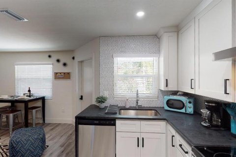 Appartement à louer à Sarasota, Floride: 1 chambre, 46.45 m2 № 2125376 - photo 17