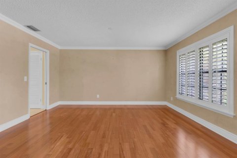 House in Longwood, Florida 5 bedrooms, 328.04 sq.m. № 1785119 - photo 11