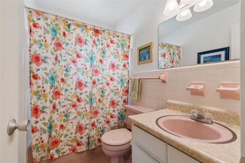 Casa en venta en Spring Hill, Florida, 2 dormitorios, 107.86 m2 № 2212021 - foto 19