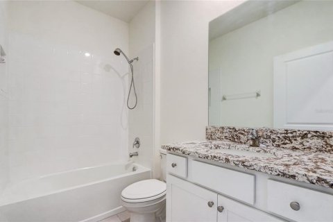 House in Wildwood, Florida 3 bedrooms, 171.31 sq.m. № 1444041 - photo 17