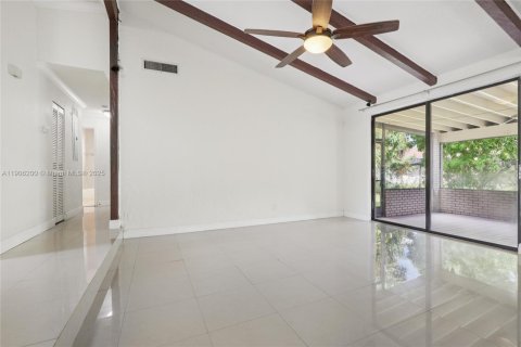 Villa ou maison à vendre à Palmetto Bay, Floride: 3 chambres, 175.77 m2 № 1956986 - photo 10