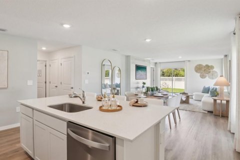 Villa ou maison à vendre à Hudson, Floride: 4 chambres, 144.93 m2 № 2410298 - photo 12