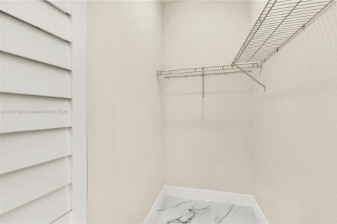 Casa en venta en Lehigh Acres, Florida, 3 dormitorios № 1924224 - foto 18