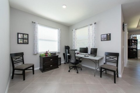 House in Riverview, Florida 4 bedrooms, 259.94 sq.m. № 1723224 - photo 17