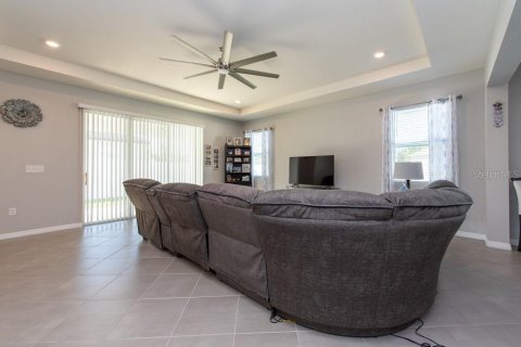 House in Riverview, Florida 4 bedrooms, 259.94 sq.m. № 1723224 - photo 5