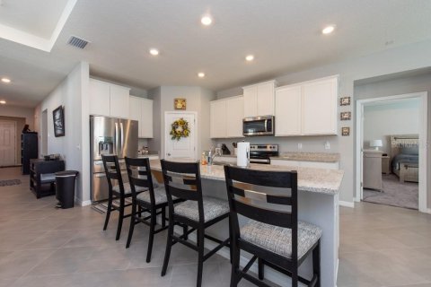 House in Riverview, Florida 4 bedrooms, 259.94 sq.m. № 1723224 - photo 10