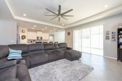 House in Riverview, Florida 4 bedrooms, 259.94 sq.m. № 1723224 - photo 7