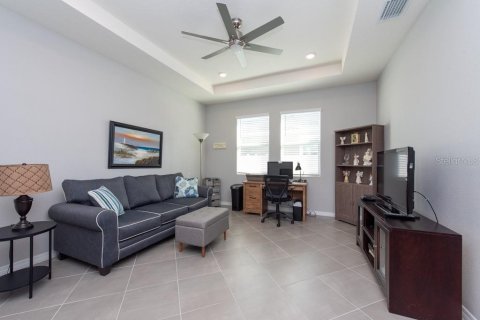 House in Riverview, Florida 4 bedrooms, 259.94 sq.m. № 1723224 - photo 22