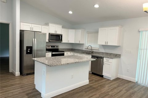 Casa en venta en Citrus Springs, Florida, 3 dormitorios, 135.54 m2 № 2108239 - foto 5
