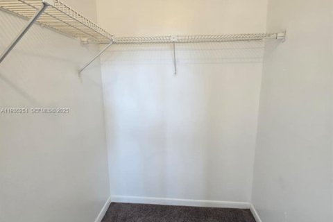 Condo in Margate, Florida, 2 bedrooms  № 1994305 - photo 18