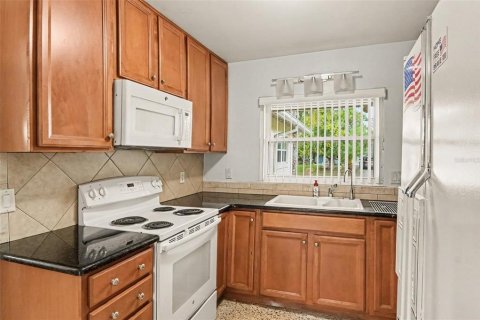 Casa en venta en Winter Park, Florida, 3 dormitorios, 129.88 m2 № 2384460 - foto 11