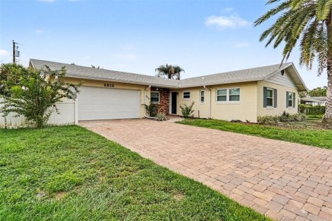 Casa en venta en Winter Park, Florida, 3 dormitorios, 129.88 m2 № 2384460 - foto 2