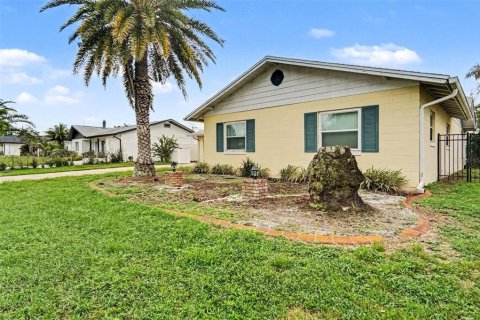 Casa en venta en Winter Park, Florida, 3 dormitorios, 129.88 m2 № 2384460 - foto 3