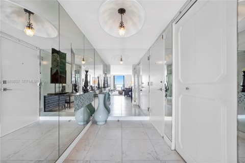 Condominio en venta en Hollywood, Florida, 2 dormitorios, 130.06 m2 № 2033143 - foto 9