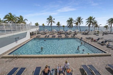 Condominio en venta en Hollywood, Florida, 2 dormitorios, 130.06 m2 № 2033143 - foto 27