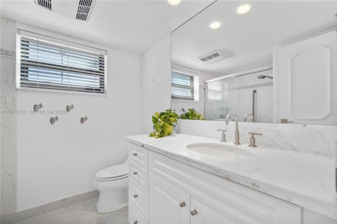 Condominio en venta en Hollywood, Florida, 2 dormitorios, 130.06 m2 № 2033143 - foto 23