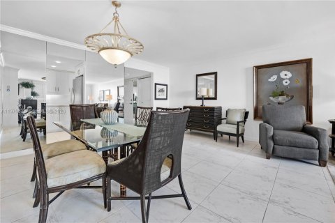 Condominio en venta en Hollywood, Florida, 2 dormitorios, 130.06 m2 № 2033143 - foto 2