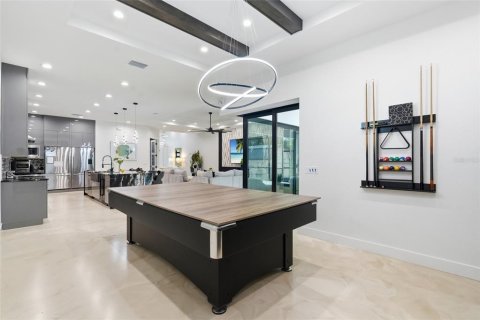 Casa en venta en North Port, Florida, 5 dormitorios, 282.33 m2 № 2339212 - foto 19