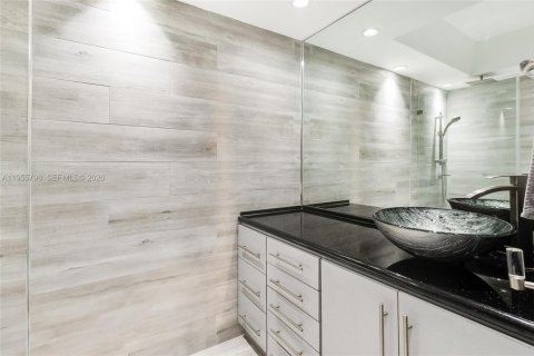 Купить кондоминиум в Майами, Флорида 2 спальни, 91.42м2, № 2022182 - фото 12