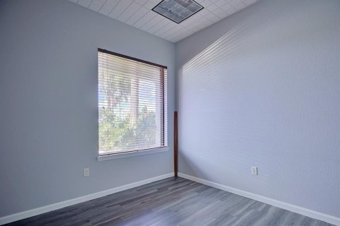 Снять в аренду коммерческую недвижимость в Себринг, Флорида 217.39м2, № 1723288 - фото 9
