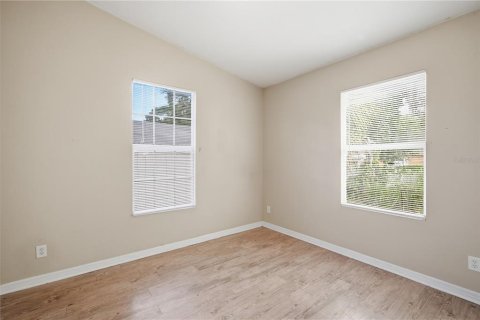 Casa en alquiler en Tampa, Florida, 3 dormitorios, 119.57 m2 № 2228082 - foto 17