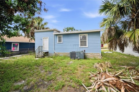Casa en alquiler en Tampa, Florida, 3 dormitorios, 119.57 m2 № 2228082 - foto 20
