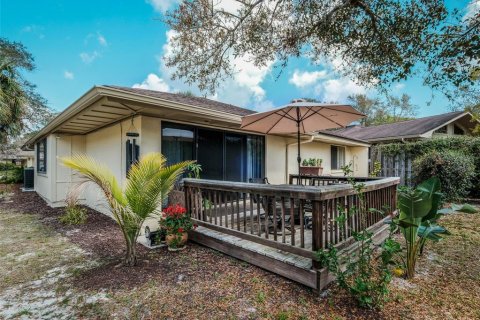 House in New Smyrna Beach, Florida 2 bedrooms, 119.75 sq.m. № 1586521 - photo 6