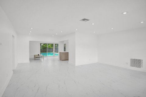 Villa ou maison à vendre à Hollywood, Floride: 3 chambres, 168.62 m2 № 2251361 - photo 26
