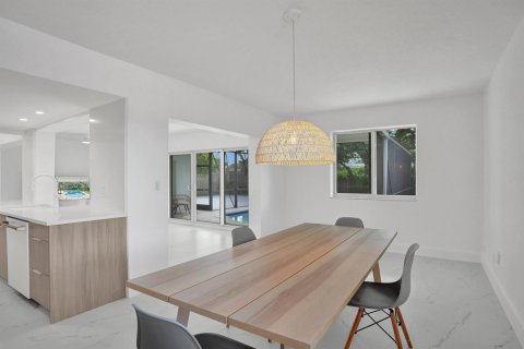 Villa ou maison à vendre à Hollywood, Floride: 3 chambres, 168.62 m2 № 2251361 - photo 15