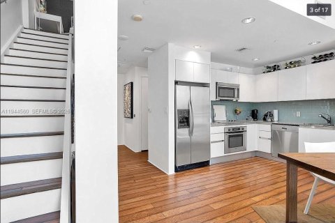 Copropriété à vendre à Miami, Floride: 1 chambre, 99.03 m2 № 2001095 - photo 3