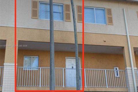 Снять в аренду кондоминиум в Майами, Флорида 3 спальни, 113.34м2, № 1970584 - фото 30