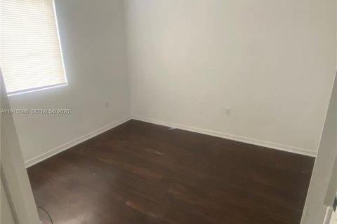 Снять в аренду кондоминиум в Майами, Флорида 3 спальни, 113.34м2, № 1970584 - фото 20