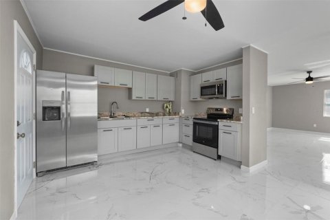 Casa en venta en Punta Gorda, Florida, 3 dormitorios, 107.3 m2 № 1851322 - foto 4