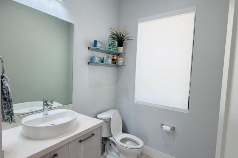 Casa en venta en Doral, Florida, 3 dormitorios, 200.11 m2 № 2078618 - foto 24