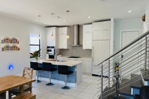 Casa en venta en Doral, Florida, 3 dormitorios, 200.11 m2 № 2078618 - foto 20