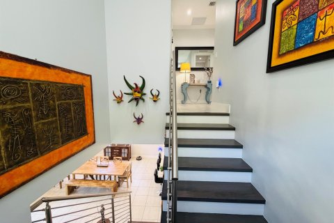 Casa en venta en Doral, Florida, 3 dormitorios, 200.11 m2 № 2078618 - foto 25