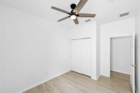 Villa ou maison à louer à Davenport, Floride: 4 chambres, 182.09 m2 № 2149926 - photo 9