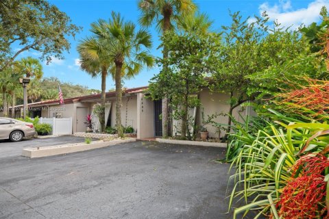 Adosado en venta en Miami Lakes, Florida, 2 dormitorios, 145.76 m2 № 1979402 - foto 26