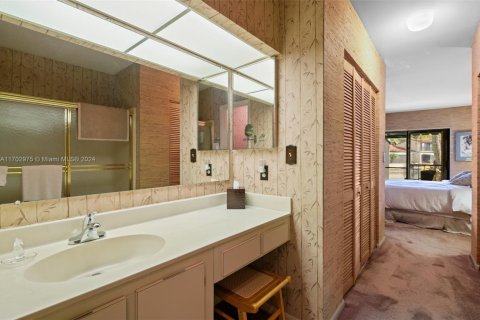 Adosado en venta en Miami Lakes, Florida, 2 dormitorios, 145.76 m2 № 1979402 - foto 20