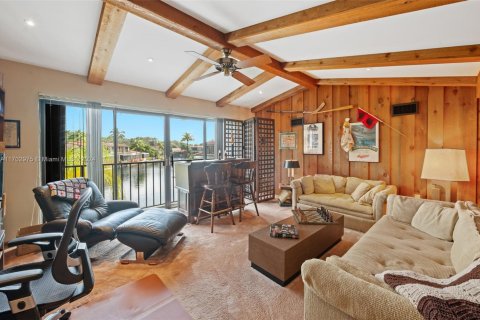 Adosado en venta en Miami Lakes, Florida, 2 dormitorios, 145.76 m2 № 1979402 - foto 6