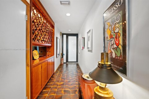 Adosado en venta en Miami Lakes, Florida, 2 dormitorios, 145.76 m2 № 1979402 - foto 2