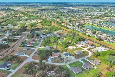 Land in Lehigh Acres, Florida № 2164325 - photo 14