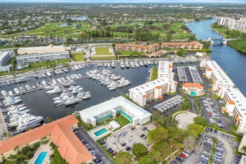 Condominio en venta en North Palm Beach, Florida, 1 dormitorio, 66.33 m2 № 2190185 - foto 17