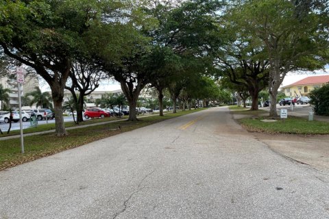 Condominio en venta en North Palm Beach, Florida, 1 dormitorio, 66.33 m2 № 2190185 - foto 13