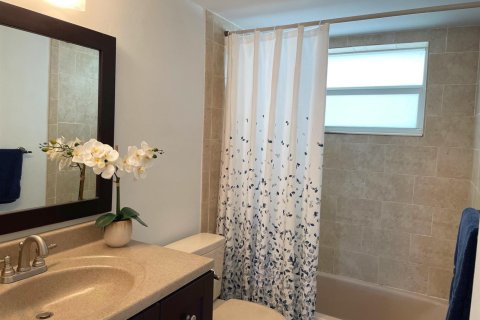 Condominio en venta en North Palm Beach, Florida, 1 dormitorio, 66.33 m2 № 2190185 - foto 7
