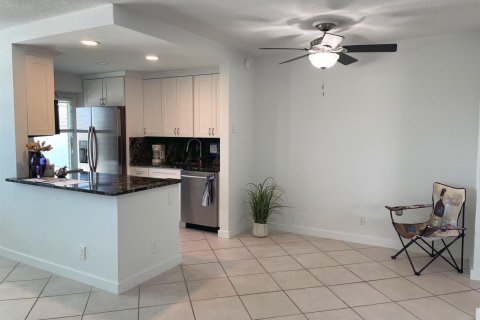 Condominio en venta en North Palm Beach, Florida, 1 dormitorio, 66.33 m2 № 2190185 - foto 4