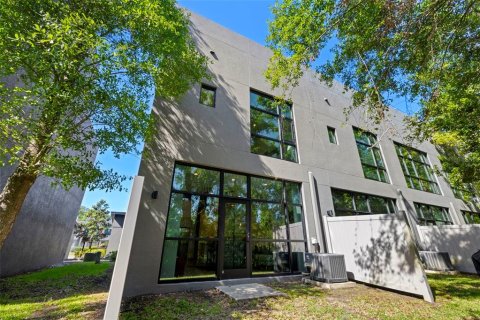 Adosado en venta en Tampa, Florida, 3 dormitorios, 149.85 m2 № 1630754 - foto 29