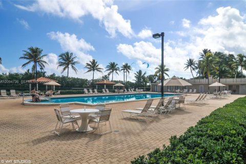Copropriété à louer à Miami Beach, Floride: 1 chambre, 99.87 m2 № 2384835 - photo 28