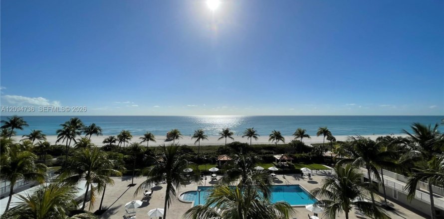 Condo à Miami Beach, Floride, 1 chambre  № 2384835