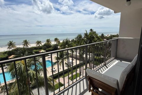 Copropriété à louer à Miami Beach, Floride: 1 chambre, 99.87 m2 № 2384835 - photo 17